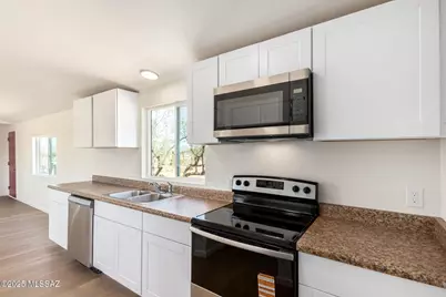 8859 S Taylor Lane, Tucson, AZ 85736 - Photo 9