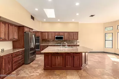 1975 W Muirhead Loop, Oro Valley, AZ 85737 - Photo 11