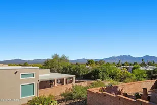 563 W Via Rosaldo, Green Valley, AZ 85614 - Photo 37