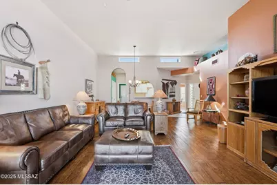 563 W Via Rosaldo, Green Valley, AZ 85614 - Photo 15