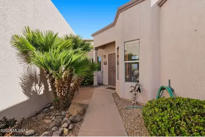 563 W Via Rosaldo, Green Valley, AZ 85614 - Photo 11