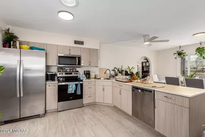 1018 E Geneva Street, Pearce, AZ 85625 - Photo 3