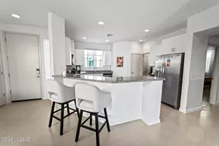 7559 E Chalkboard Ct, Tucson, AZ 85715 - Photo 11