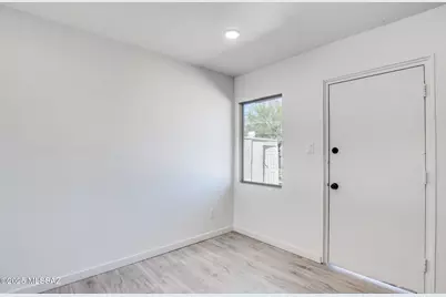 1909 E Duvall Vista, Tucson, AZ 85713 - Photo 11