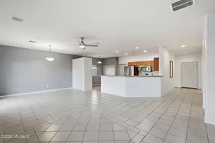 37 E Calle Trona, Green Valley, AZ 85614 - Photo 15