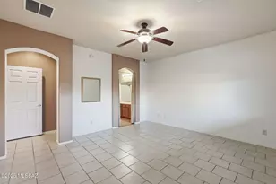 37 E Calle Trona, Green Valley, AZ 85614 - Photo 21