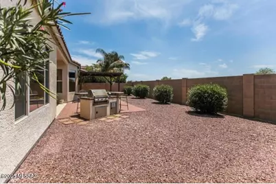 7649 W Desert Spirits Drive, Tucson, AZ 85743 - Photo 13