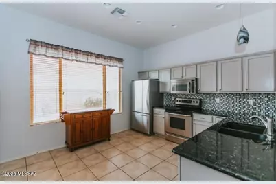 7649 W Desert Spirits Drive, Tucson, AZ 85743 - Photo 3