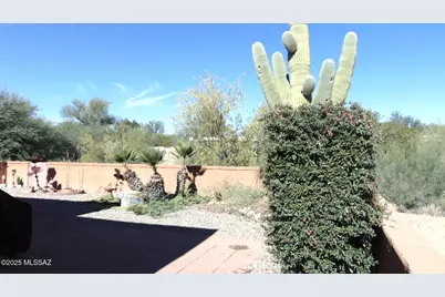 315 E Paseo Azul, Green Valley, AZ 85614 - Photo 9
