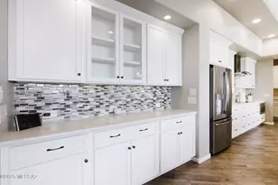 61667 E Happy Jack Trail, Oracle, AZ 85623 - Photo 13