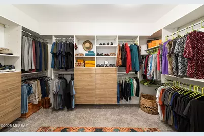 13186 N Humphreys Peak Drive, Oro Valley, AZ 85755 - Photo 19