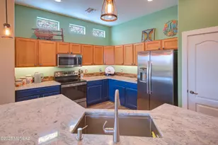 5069 S Paseo De San Raul, Green Valley, AZ 85622 - Photo 9