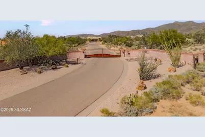13540 Chavez Ridge Place, Marana, AZ 85658 - Photo 3