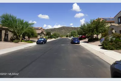 8815 W Moon Spring Road, Marana, AZ 85653 - Photo 3