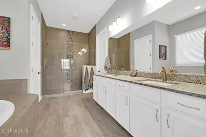 13385 N Cape Marigold Drive, Oro Valley, AZ 85755 - Photo 19