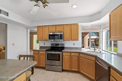 7451 E La Cienega Drive, Tucson, AZ 85715 - Photo 5