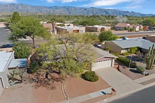 7451 E La Cienega Dr, Tucson, AZ 85715 - Photo 33