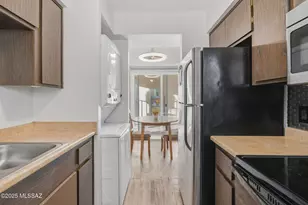 1600 N Wilmot Rd, Tucson, AZ 85712 - Photo 21