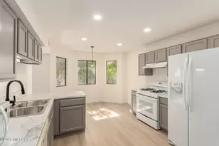 7872 E 35th St, Tucson, AZ 85710 - Photo 11