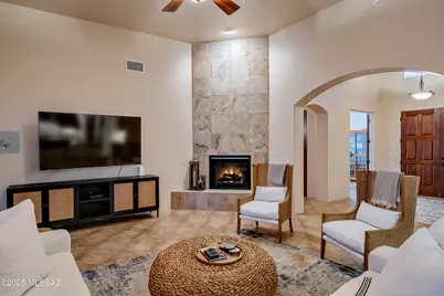 11160 N Joy Faith Drive, Oro Valley, AZ 85737 - Photo 7