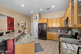 5584 W Crystal Rain Pl, Tucson, AZ 85735 - Photo 9