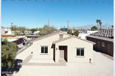 408 W President Street, Tucson, AZ 85714 - Photo 1