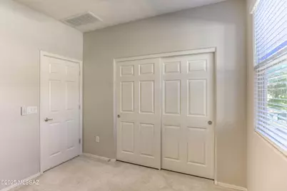 8804 E Stone Meadow Circle, Tucson, AZ 85730 - Photo 27
