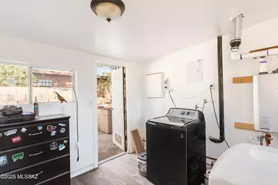 3927 E Lind Road, Tucson, AZ 85712 - Photo 17