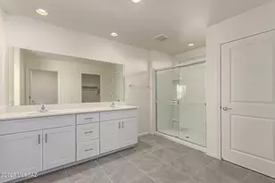 7831 S Walnutview Dr, Tucson, AZ 85757 - Photo 13