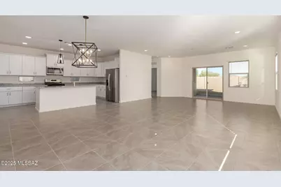 7831 S Walnutview Drive, Tucson, AZ 85757 - Photo 7