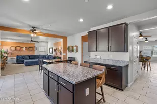 10184 N Black Dalea Dr, Marana, AZ 85653 - Photo 9