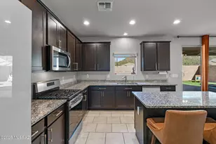 10184 N Black Dalea Dr, Marana, AZ 85653 - Photo 7