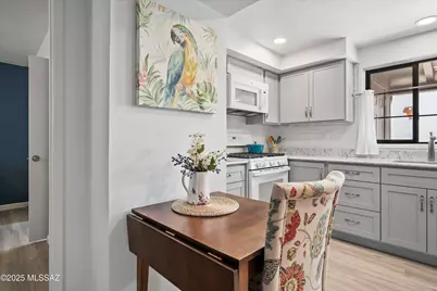 457 S Paseo Quinta #B, Green Valley, AZ 85614 - Photo 13