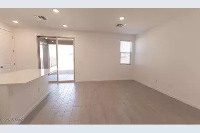 21714 E Crest Avenue, Red Rock, AZ 85145 - Photo 7