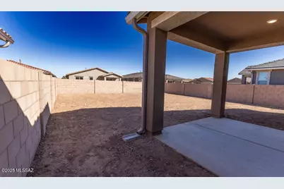 21740 E Crest Avenue, Red Rock, AZ 85145 - Photo 3