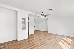 12355 N Whitetail Rd, Marana, AZ 85653 - Photo 11