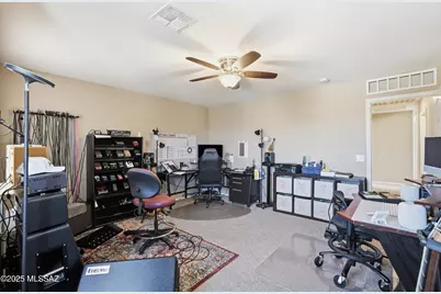 9593 S Trapper Ridge Drive, Tucson, AZ 85747 - Photo 25