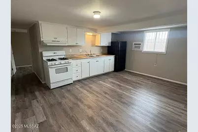 1089 W Schafer Drive, Tucson, AZ 85705 - Photo 3