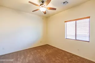 7485 W Crimson Ridge Dr, Tucson, AZ 85743 - Photo 43