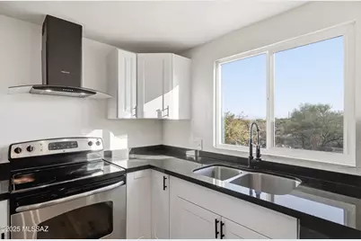 11450 S Cherokee Lane, Tucson, AZ 85736 - Photo 9