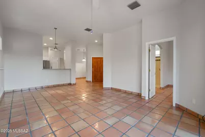 5097 N Pinnacle Cove Drive, Tucson, AZ 85749 - Photo 7
