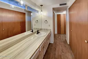 2240 S Camino Seco, Tucson, AZ 85710 - Photo 21