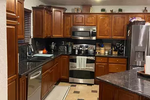 7641 E Adams Dr, Tucson, AZ 85715 - Photo 9