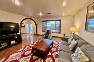 7641 E Adams Dr, Tucson, AZ 85715 - Photo 17