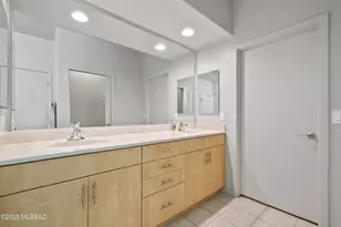 7526 E Chalkboard Ct, Tucson, AZ 85715 - Photo 21