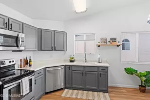 9037 E Desert Aire St, Tucson, AZ 85730 - Photo 11