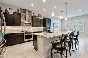 8295 N Lone Ranger Rd, Tucson, AZ 85743 - Photo 15