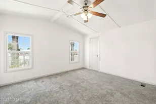 17695 W Cocoraque Ln, Marana, AZ 85653 - Photo 29