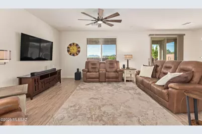 2177 W Desert Topaz Way, Tucson, AZ 85742 - Photo 7