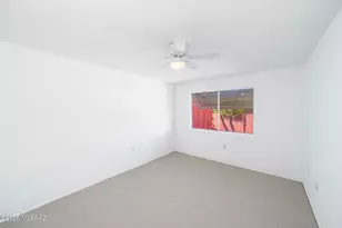 488 N Silverbell Rd, Tucson, AZ 85745 - Photo 15